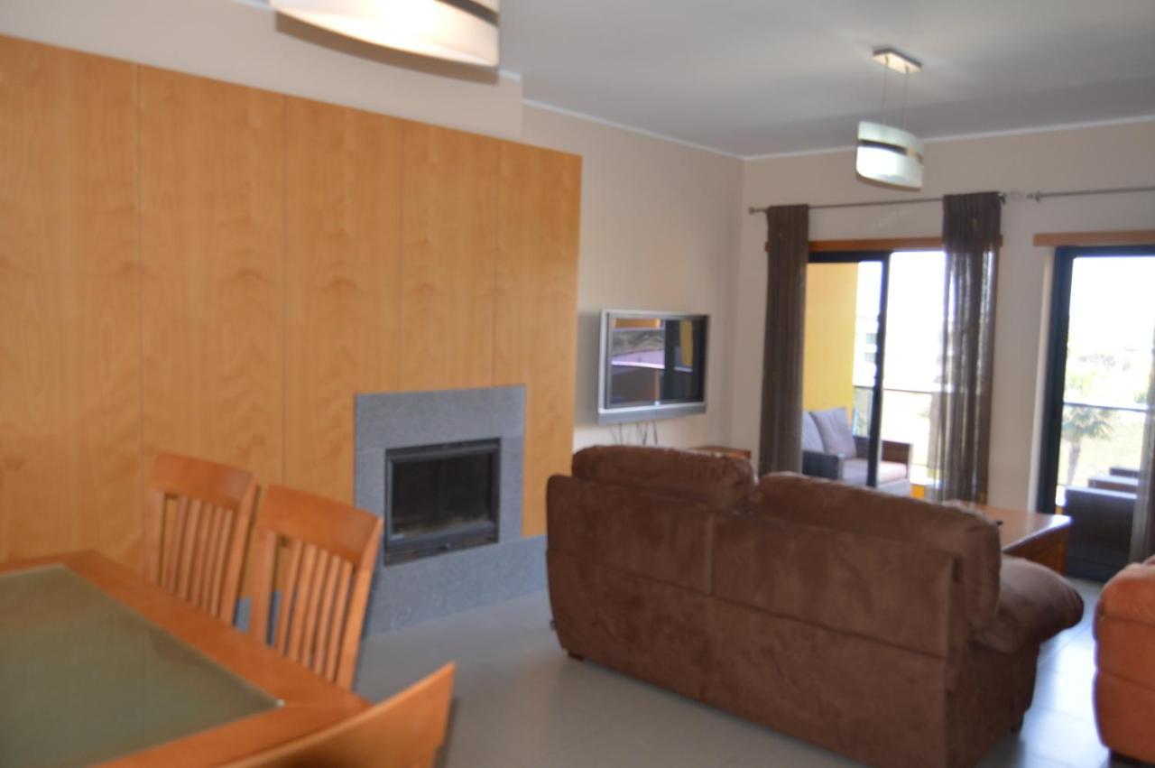 קווארטיירה Apartamento Frente Ao Mar Com Piscina De Agua Salgada מראה חיצוני תמונה